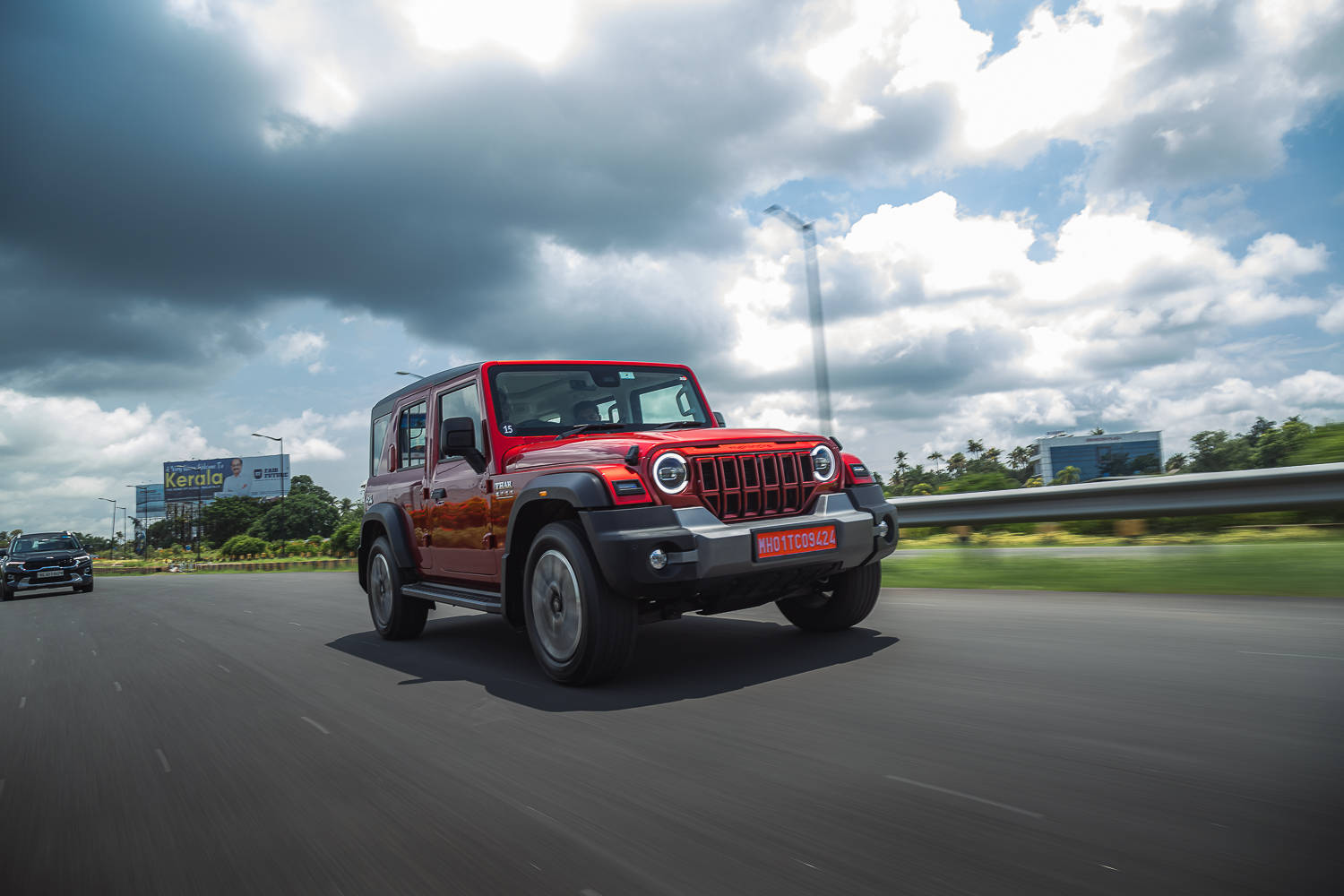 Mahindra Thar Roxx Vs Kia Seltos Price Dimensions Features And