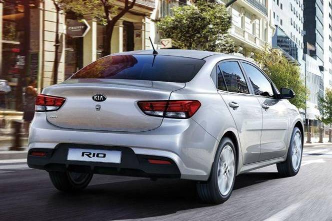 Kia Rio Rear Right Side Image