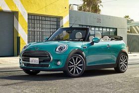 Questions and answers on Mini Cooper Convertible 2012-2016