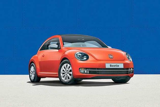 Volkswagen Beetle Front Left Side Image
