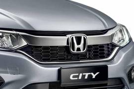 ಹೋಂಡಾ ನಗರ 2015-2017 grille image