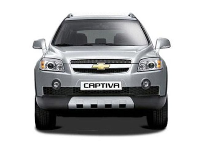 Chevrolet Captiva 2008-2012 Front View Image
