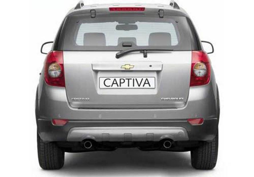 Chevrolet Captiva 2008-2012 Rear view Image