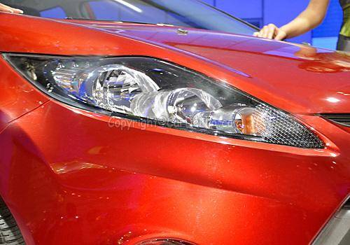 Ford Fiesta 2011-2013 AT On Road Price (Petrol), Features & Specs, Images