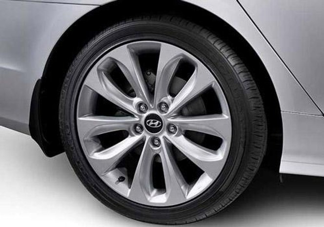 హ్యుందాయ్ ఐ45 వీల్ image