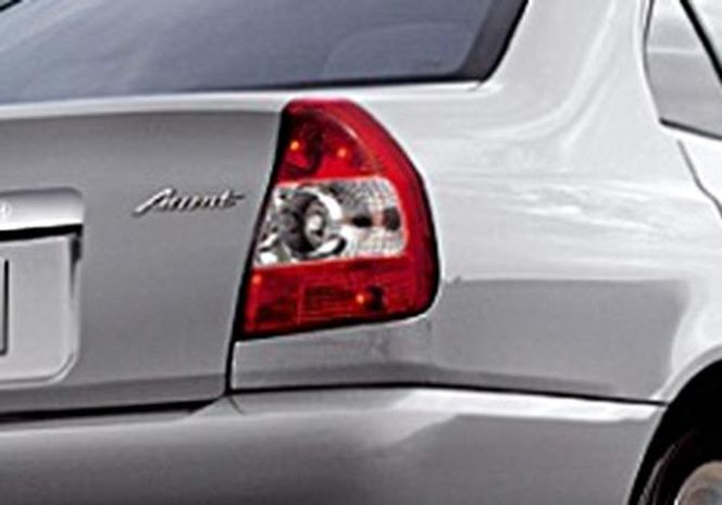 ಹುಂಡೈ ಉಚ್ಚಾರಣೆ taillight image