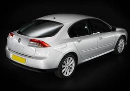 Renault Laguna Rear Left View Image