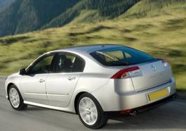 Renault Laguna Rear Right Side Image