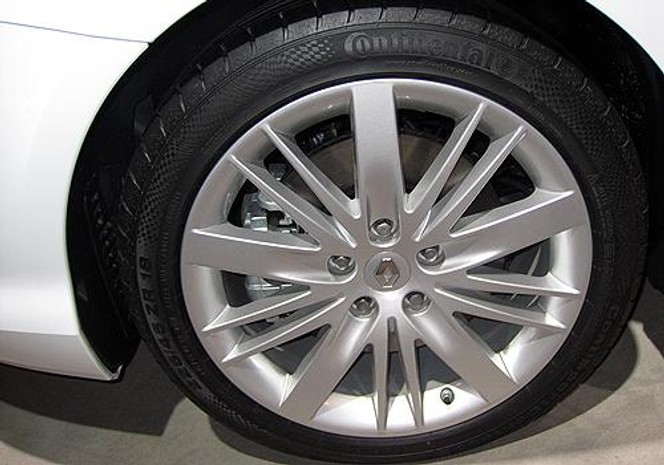 ರೆನಾಲ್ಟ್ ಲಗೂನ ವೀಲ್ image