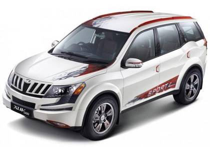 Mahindra XUV500 2011-2015 Front Left Side Image