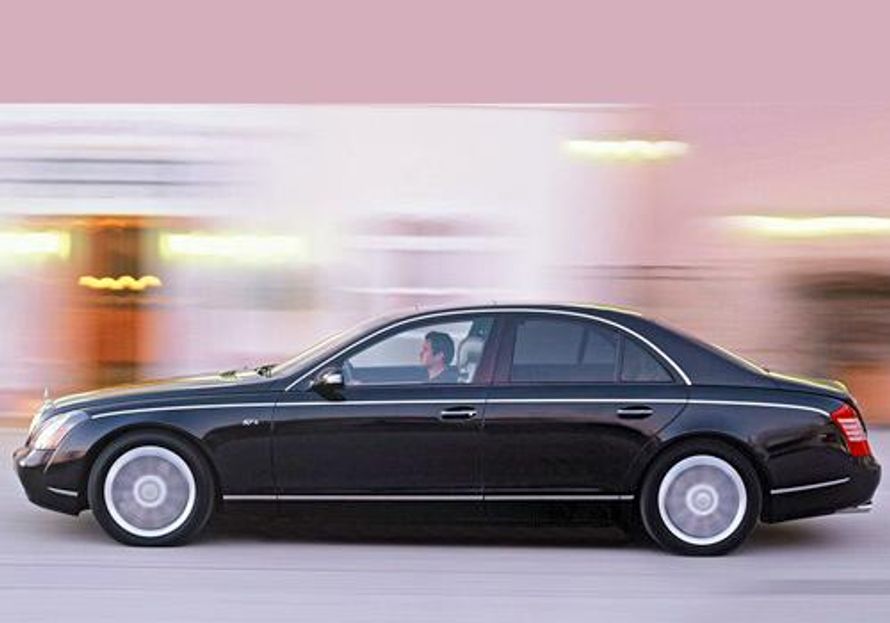 Maybach 57 S Side View (Left)  Image