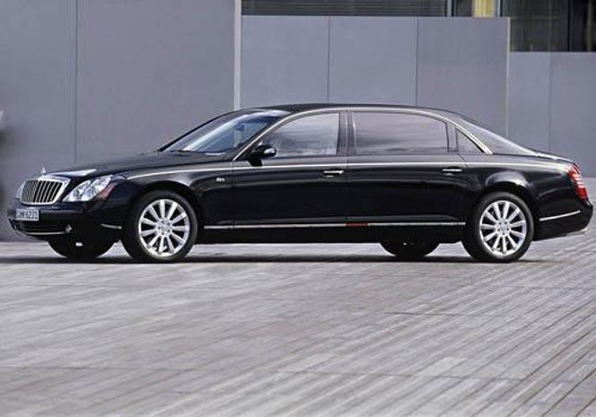 Maybach 62 S Front Left Side Image
