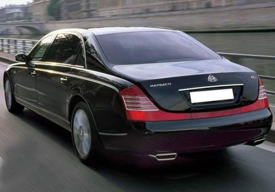 Maybach 62 S Rear Left View Image