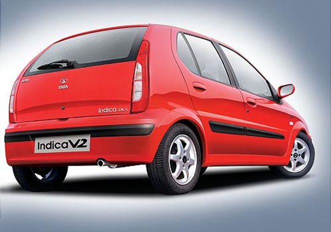 Tata Indica V2 Turbo Rear Left View Image Tata Indica V2 Turbo Rear Left View Image