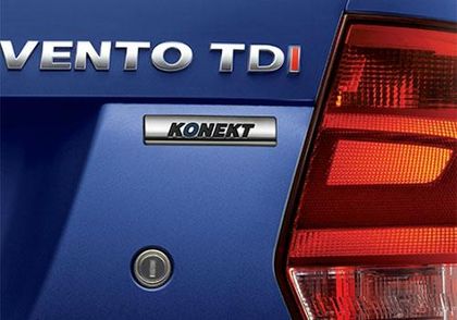 Volkswagen Vento 2013-2015 Taillight Image