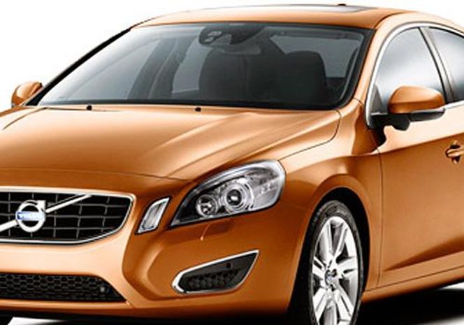Volvo S100 Headlight Image