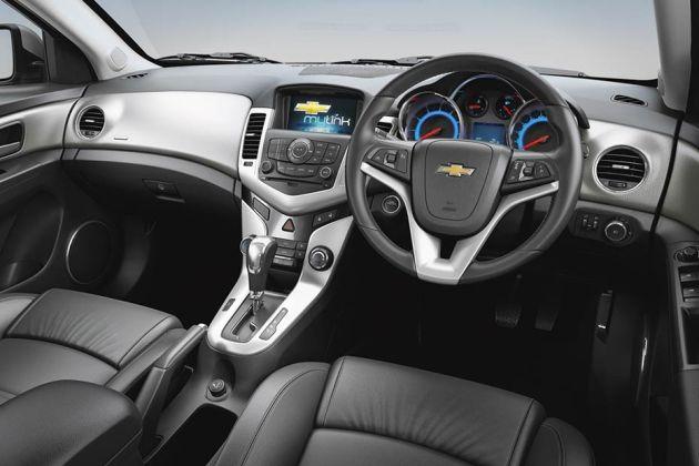 Bán xe ô tô Chevrolet Cruze LTZ 18L 2017 giá 365 Triệu  4865134