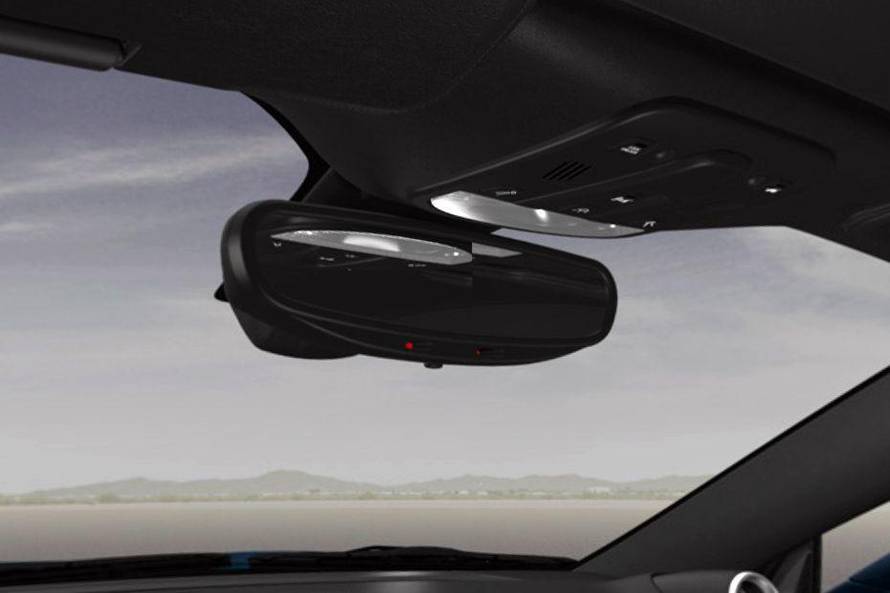 பெரரி கலிபோர்னியா டி பின்புறம் காண்க mirror/courtesy lamps image