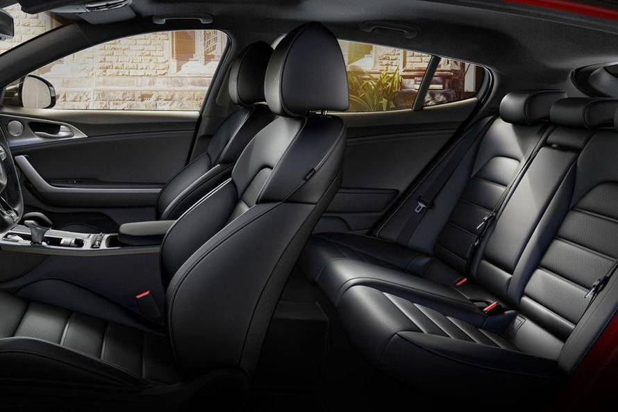 Kia Stinger Seats (Aerial View) Image