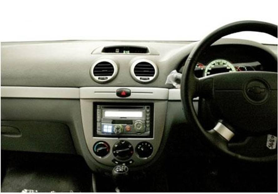 Chevrolet Optra SRV DashBoard Image