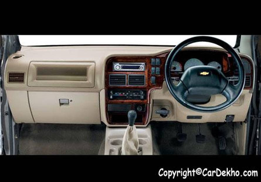 Chevrolet Tavera 2003-2007 DashBoard Image