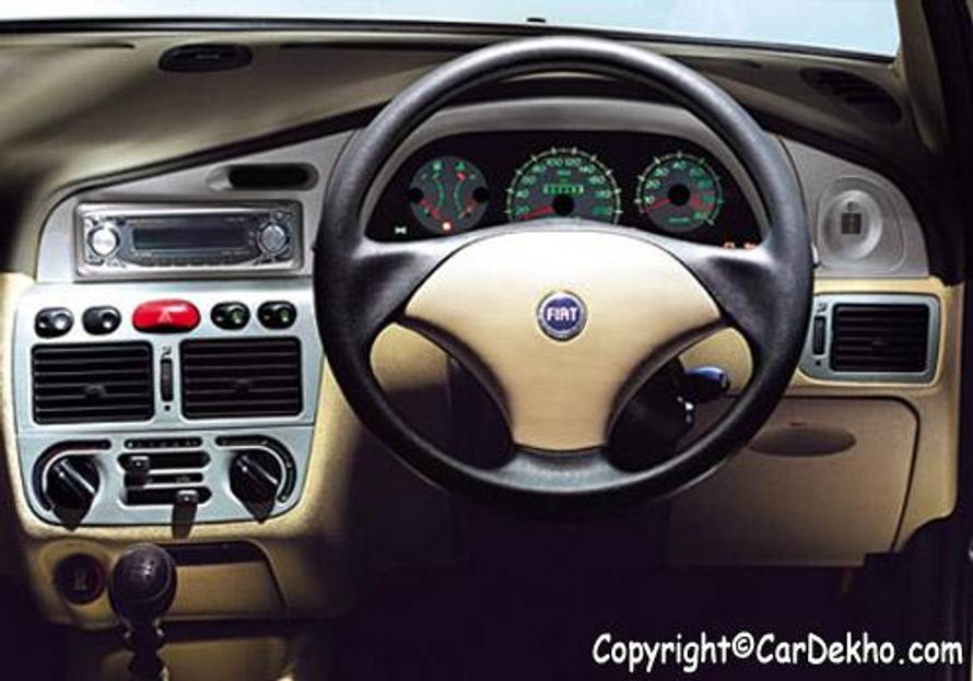 Fiat Palio Stile DashBoard Image