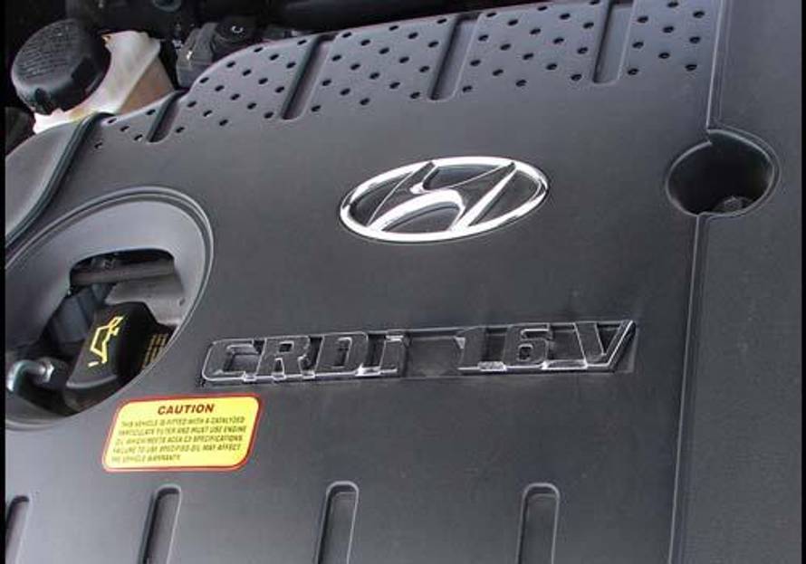 Hyundai Tucson 2005-2010 Engine Image