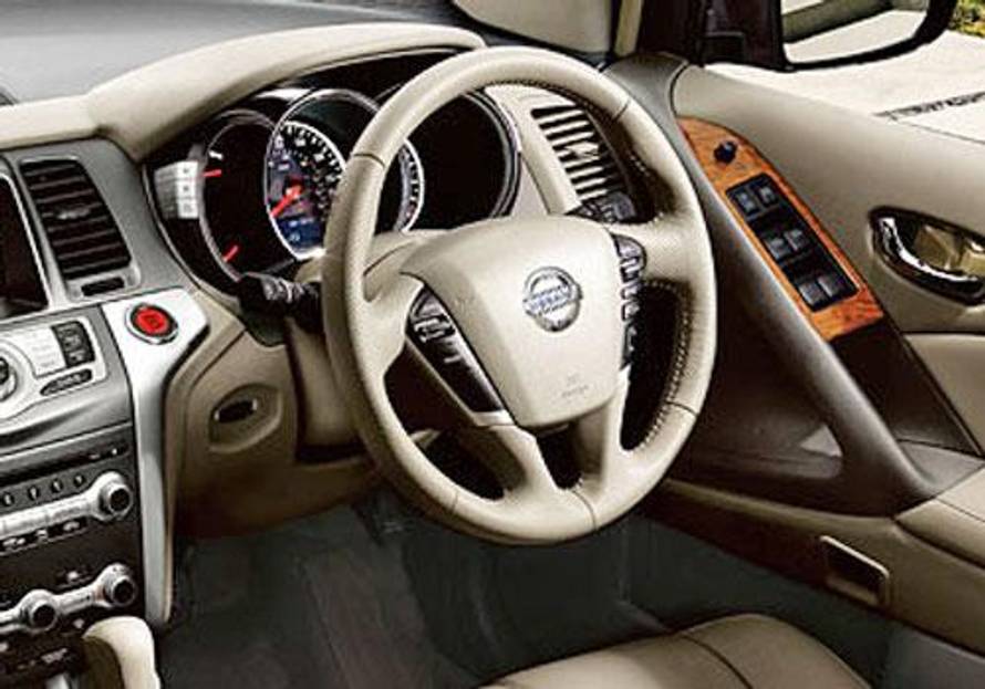 Nissan Murano Steering Wheel Image