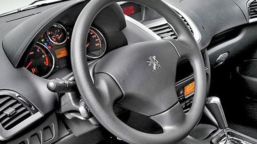 Peugeot 207 Steering Wheel Image