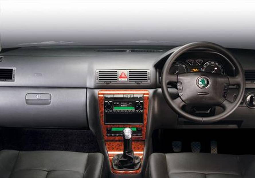 Skoda Octavia 2000-2010 DashBoard Image