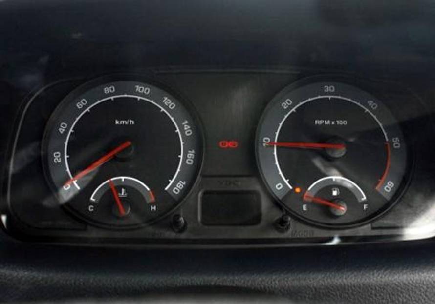 Tata Indica V2 Turbo Instrument Cluster Image