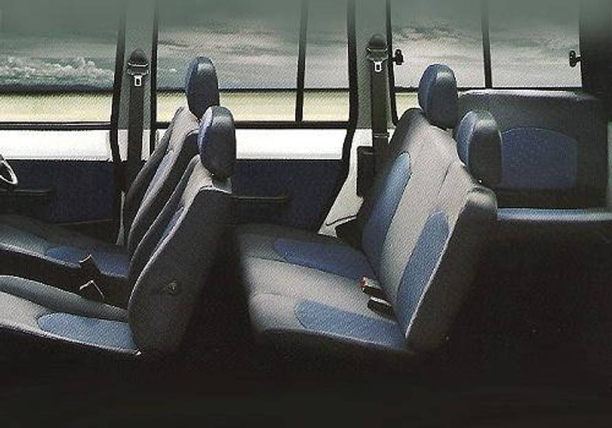 Tata Sumo Victa DI Rear Seats Image