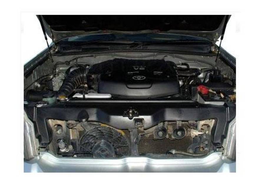 Toyota prado Engine Image