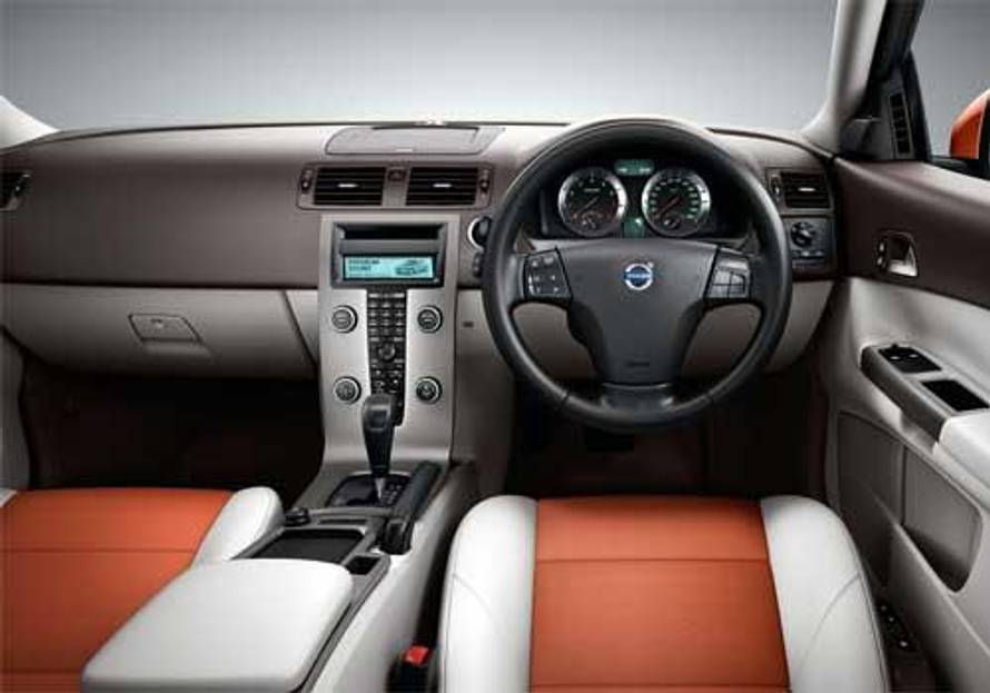 Volvo XC30 DashBoard Image