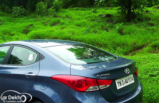 Hyundai Elantra Reliability Report CarDekho