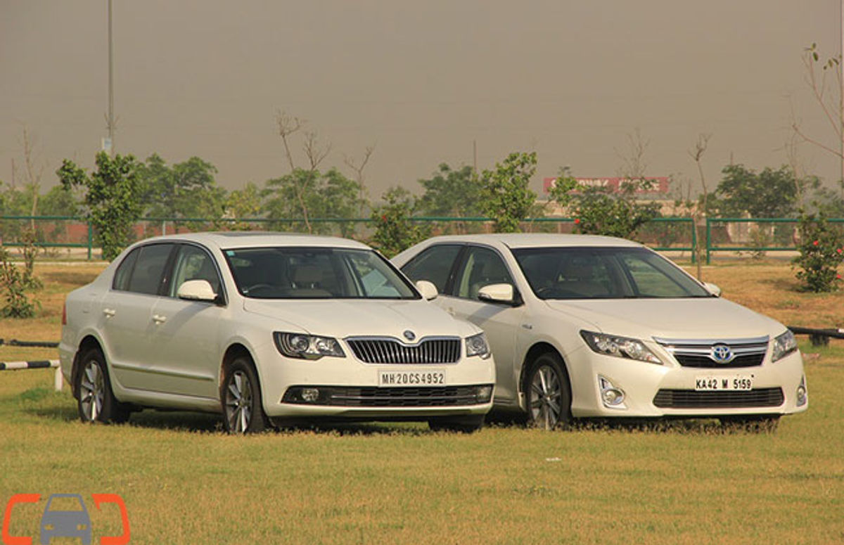 Toyota Camry Hybrid & Skoda Superb Toyota Camry Hybrid & Skoda Superb