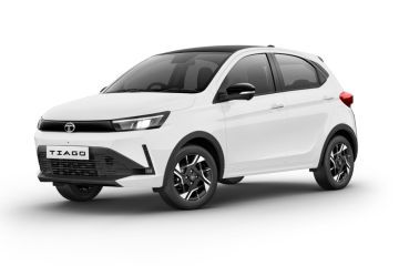 Tata Tiago Pristine White Dual Tone colour