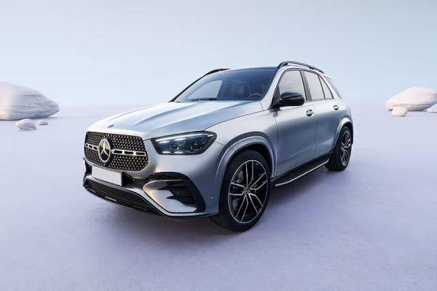 Mercedes-Benz GLE 360 View - Interior and Exterior Virtual Tour