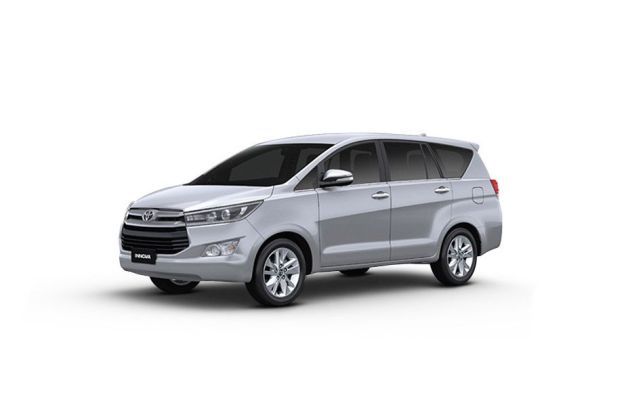 Toyota Innova Crysta 2 4 Gx Mt On Road Price And Offers In