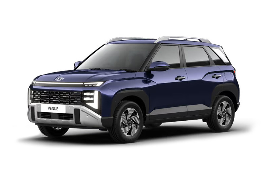 वेन्यू mystic sapphire कलर