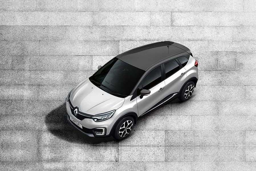 Captur PEARL-WHITE-BODY-WITH-PLANET-GREY-ROOF