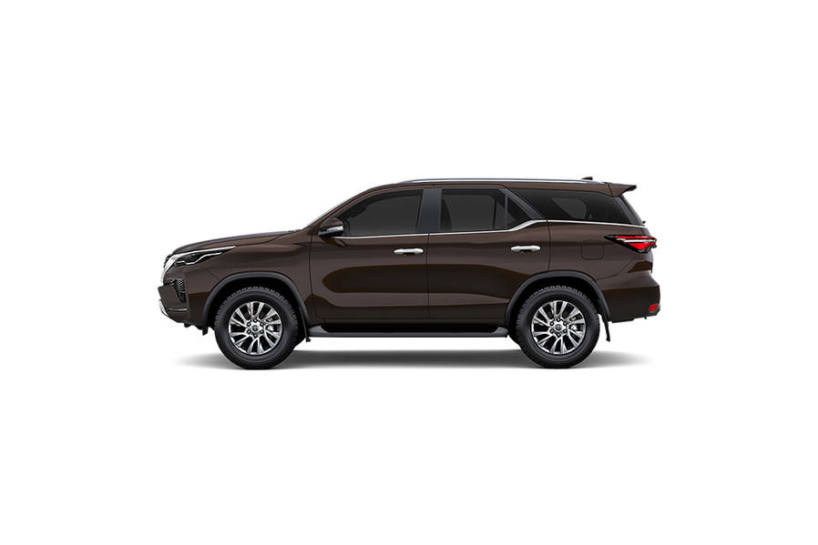 Fortuner Phantom Brown