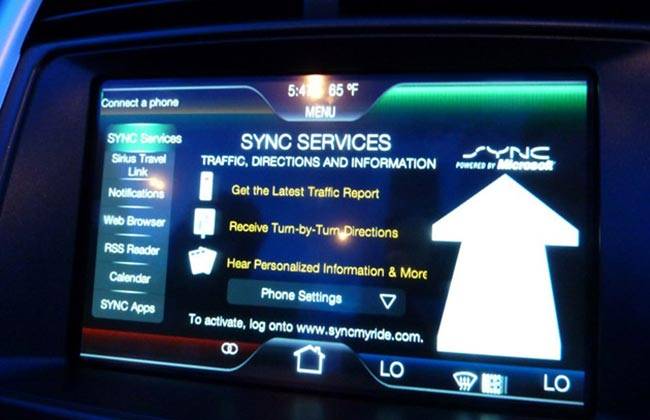 Car Infotainment Systems Can Distract Drivers: Studies say