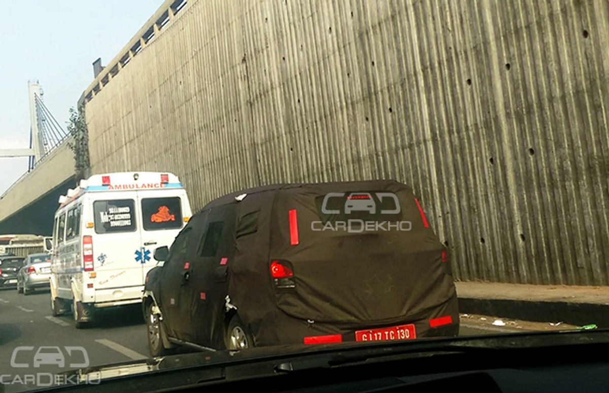 Spied: Chevrolet Spin MPV testing in Bengaluru; launch in 2016 Spied: Chevrolet Spin MPV testing in Bengaluru; launch in 2016