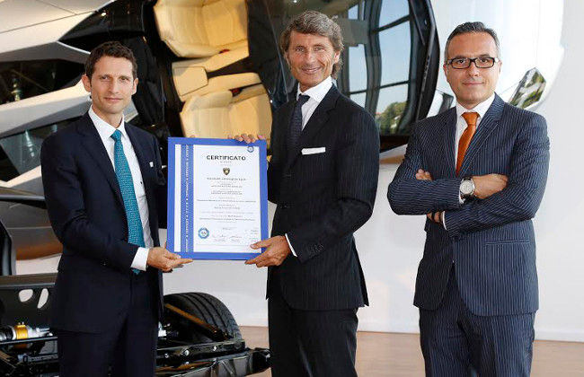 Lamborghini receives Industry first TÜV certified carbon fiber car repair service!