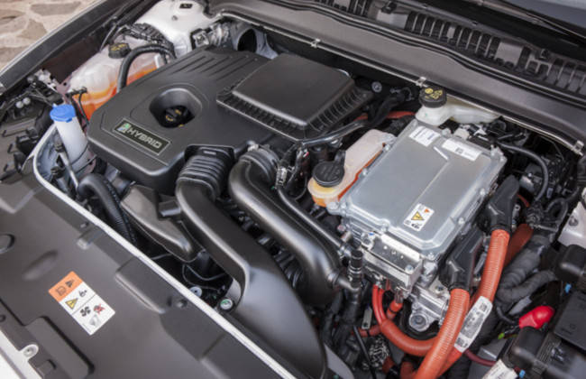 Ford Mondeo Hybrid Engine