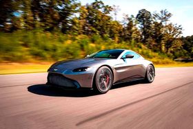 Aston Martin Vantage 2011-2019 Space user reviews