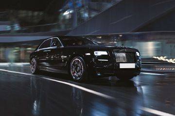 Vintage and Modern RollsRoyce Models Meet to Celebrate 114 Years of the  Ghost  autoevolution