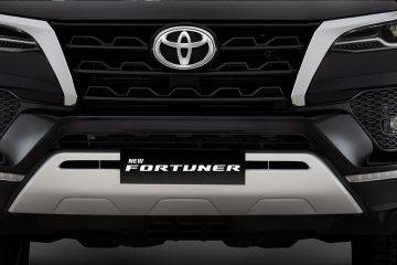 Fortuner replacement deals bumper for sale