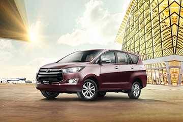 Toyota Innova 2 5 Vx Diesel 8 Seater On Road Price